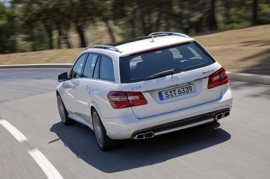 Mercedes-Benz E63 AMG Wagon 2012 года  (фото 40 из 43)